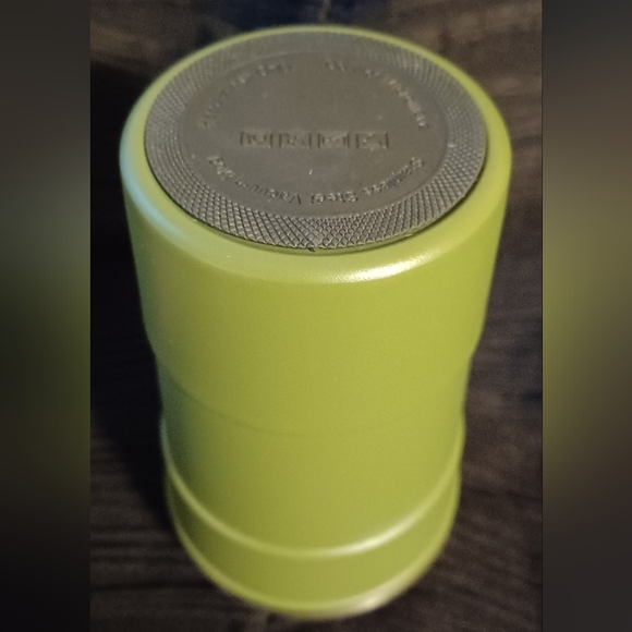 380ml Green vacuum insulted travel cup (102324E) - Picture 3 of 7